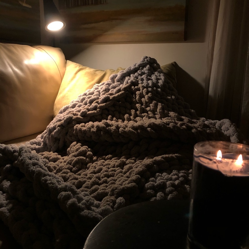 ✨HOMEMADE CHUNKY KNIT BLANKETS✨ - MEDIUM